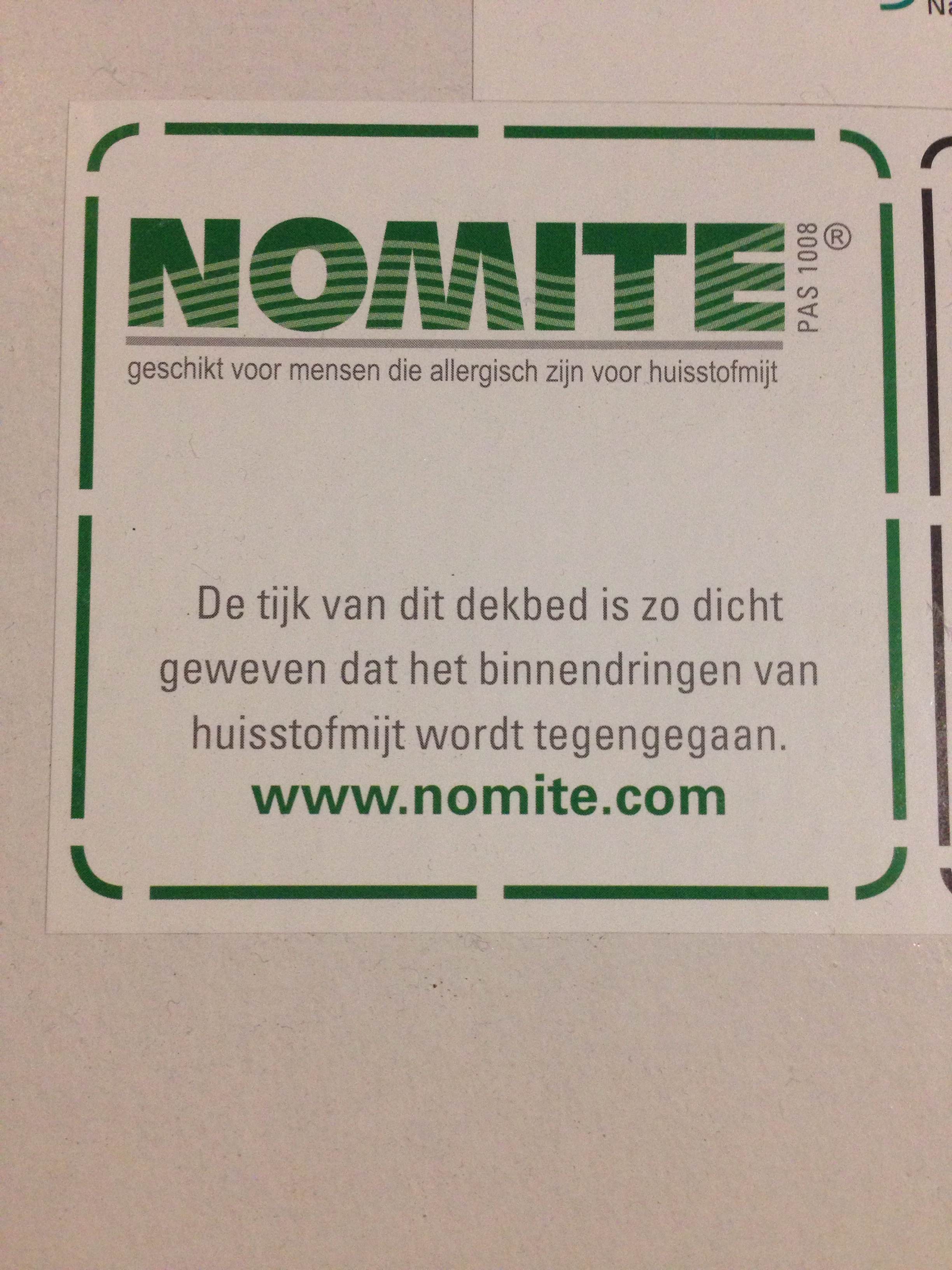 smeren breed lippen Nomite label - Donskussen.be